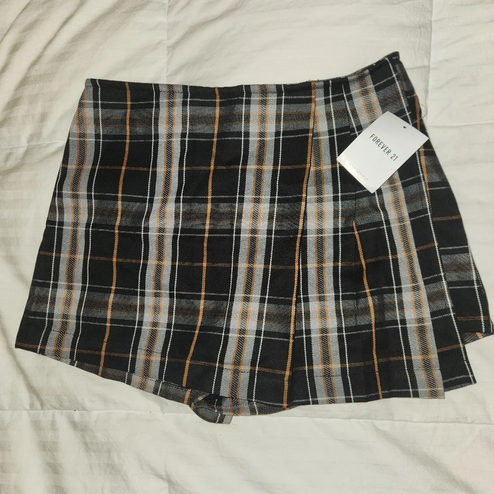 Forever 21 High Rise Skort- small
